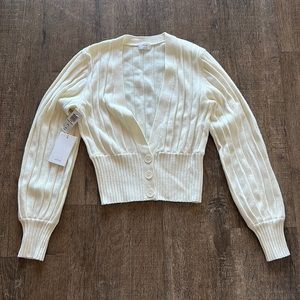 Aritzia Wilfred Plunge front cardigan